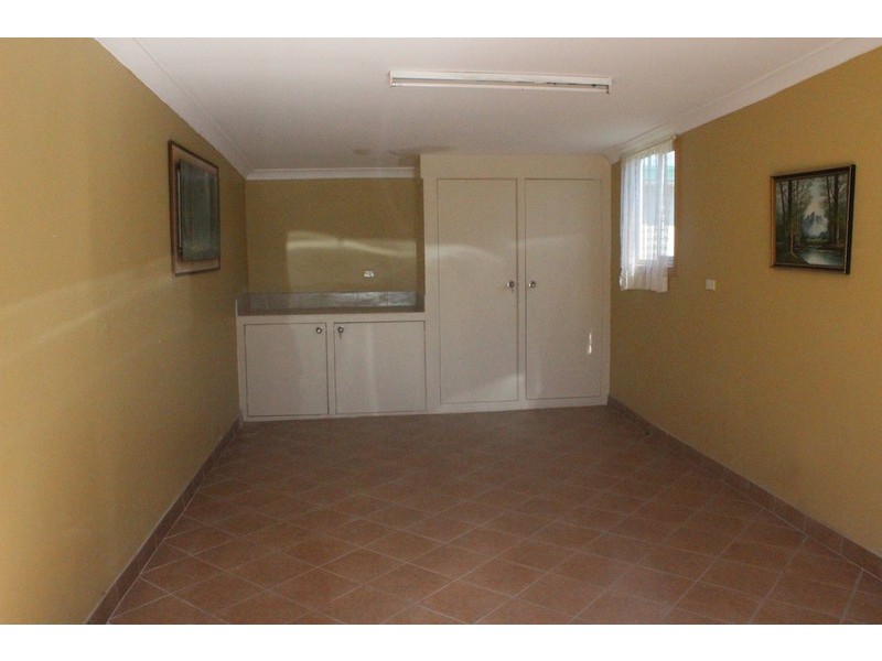 1 Craig Crescent, Dapto NSW 2530