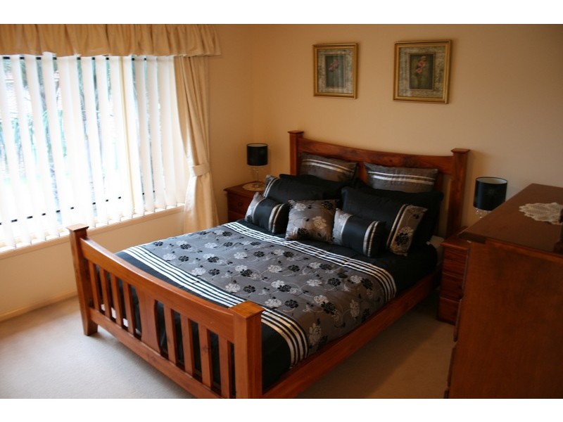 26 Huntingdale Drive, Glenmore Park NSW 2745