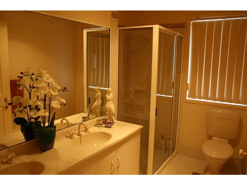 26 Huntingdale Drive, Glenmore Park NSW 2745