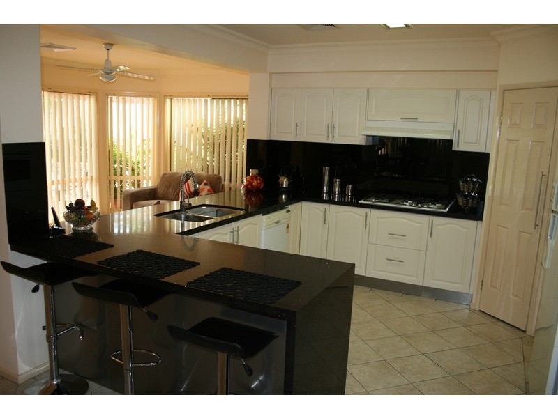 26 Huntingdale Drive, Glenmore Park NSW 2745