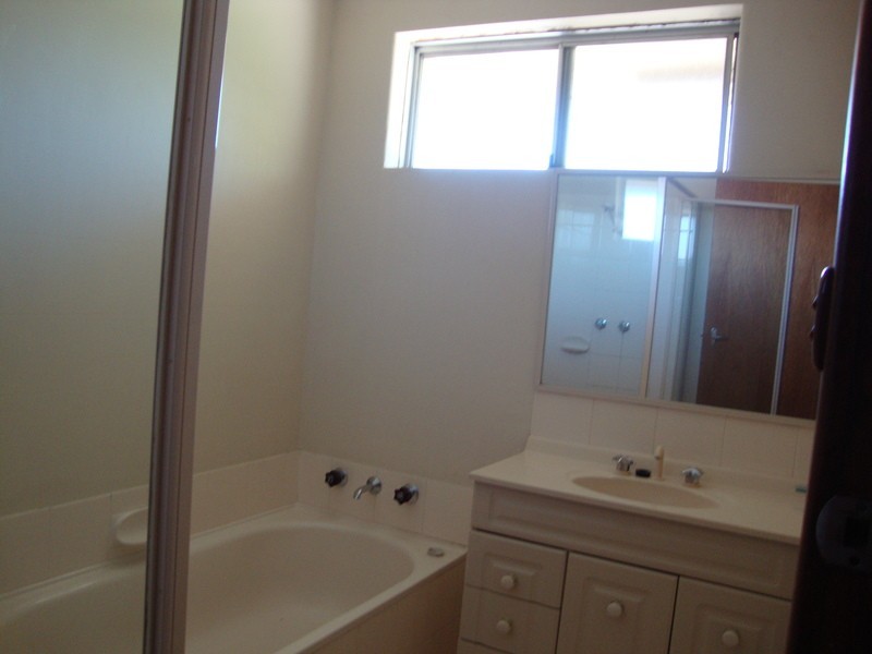 13 Russell Street, Pinjarra WA 6208