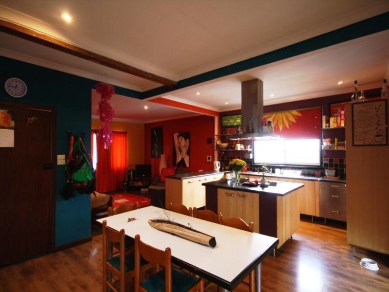 34 Gilbert St, Bayswater WA 6053