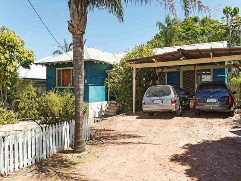 34 Gilbert St, Bayswater WA 6053