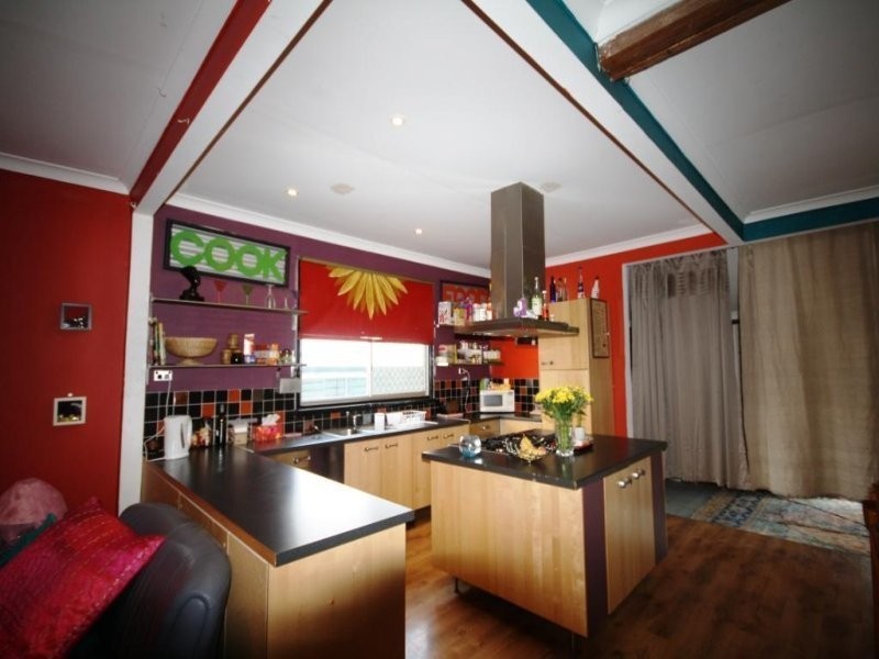 34 Gilbert St, Bayswater WA 6053