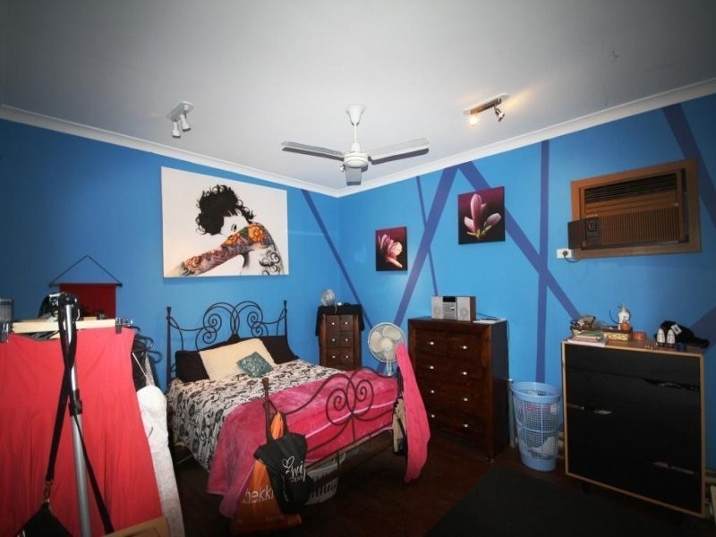 34 Gilbert St, Bayswater WA 6053