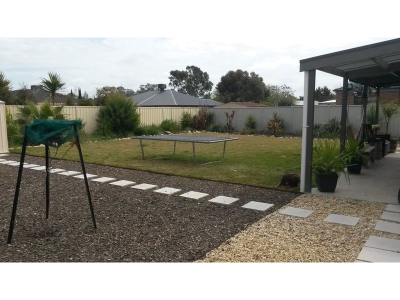 20  McNulty Drive, Benalla VIC 3672