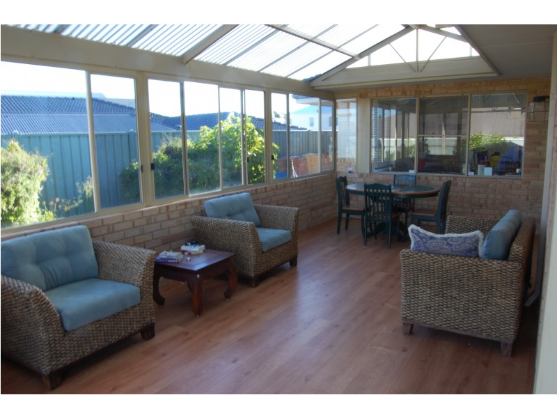 6 Node Court, Mullaloo WA 6027
