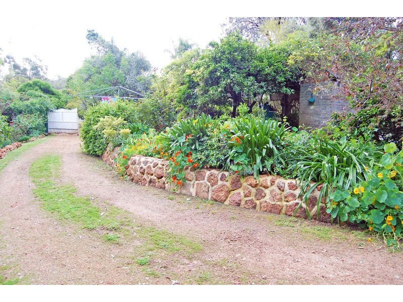 6-8 George Street, Mount Helena WA 6082