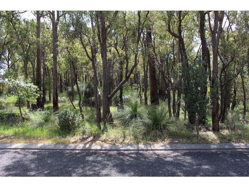 5 Stanley Street, Glen Forrest WA 6071