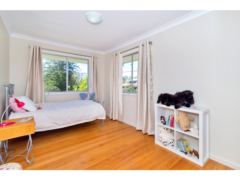 19 Bingara Street, Mount Lofty QLD 4350