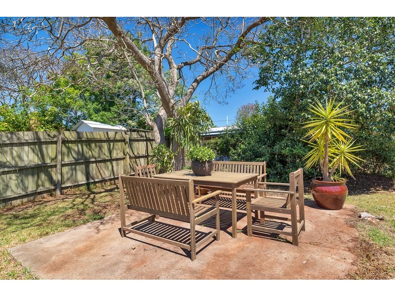 19 Bingara Street, Mount Lofty QLD 4350