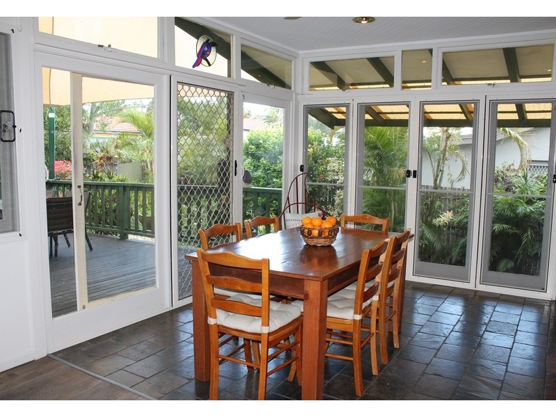 5 Second Avenue, Labrador QLD 4215