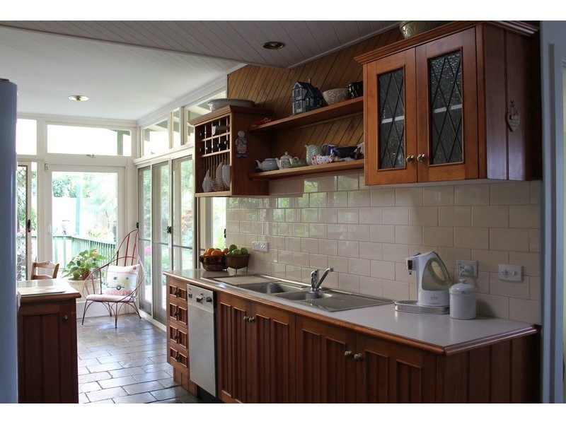 5 Second Avenue, Labrador QLD 4215