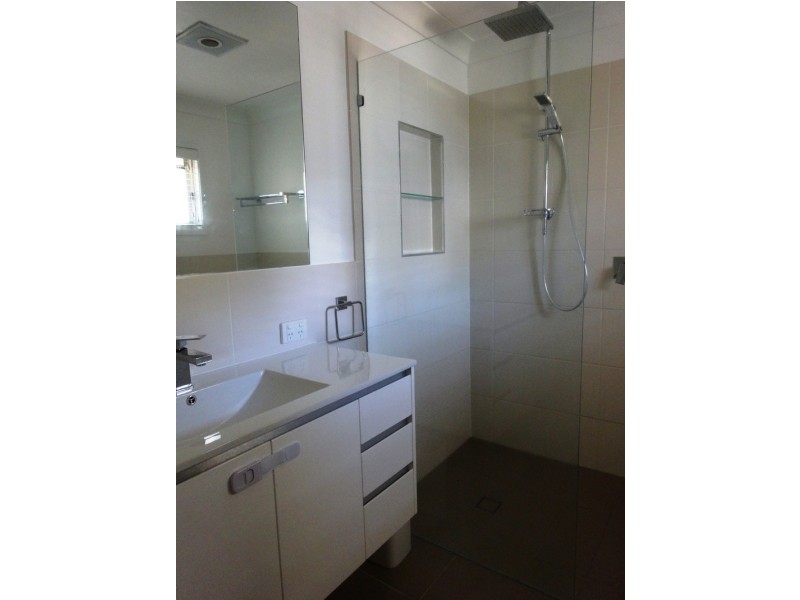 2/60 Adsett Street, Taringa QLD 4068