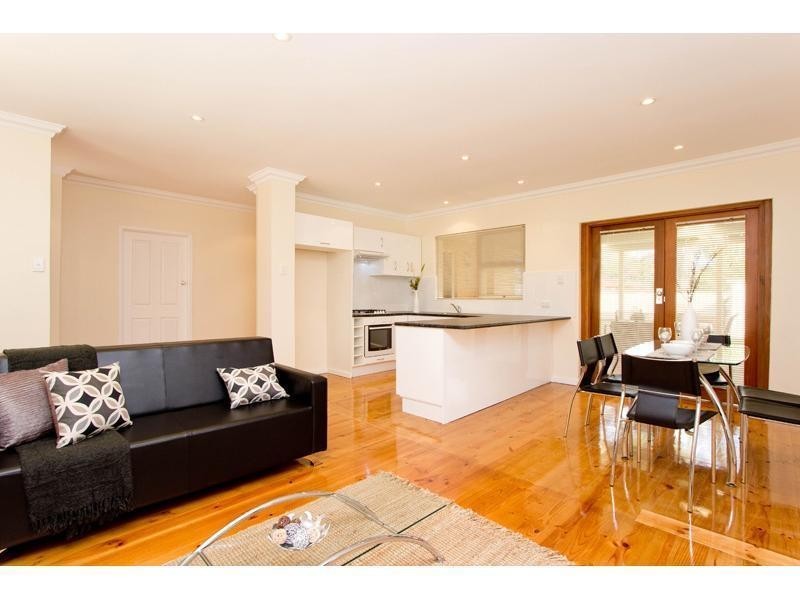 95 McInerney Ave, Mitchell Park SA 5043