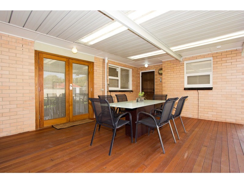 95 McInerney Ave, Mitchell Park SA 5043