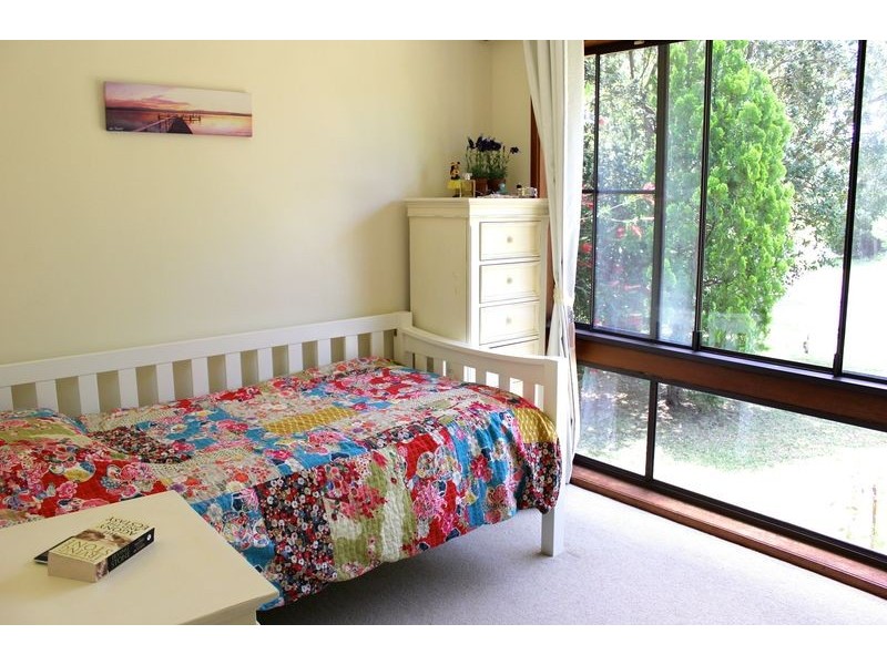 6 Aruda Place, Oak Flats NSW 2529