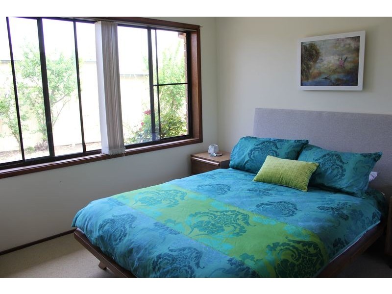 6 Aruda Place, Oak Flats NSW 2529