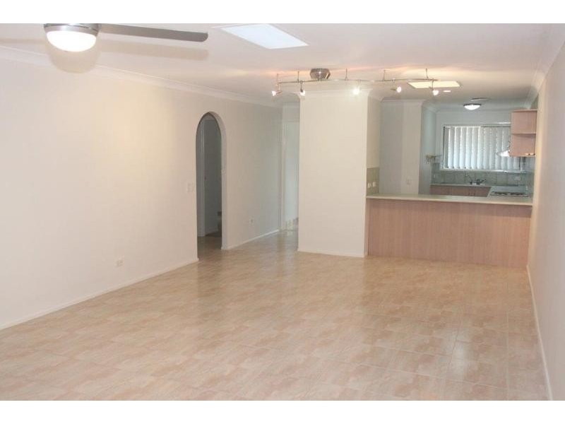 4/7 Sunbird Street, Burleigh Waters QLD 4220