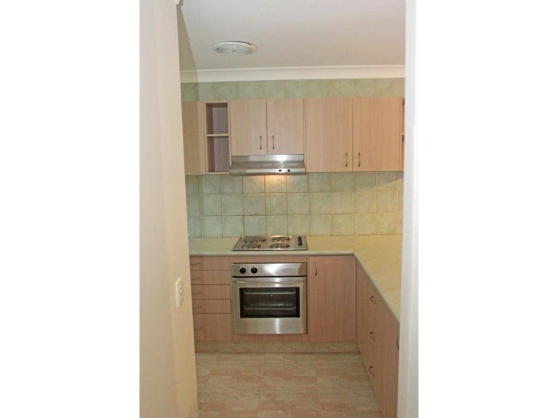 4/7 Sunbird Street, Burleigh Waters QLD 4220