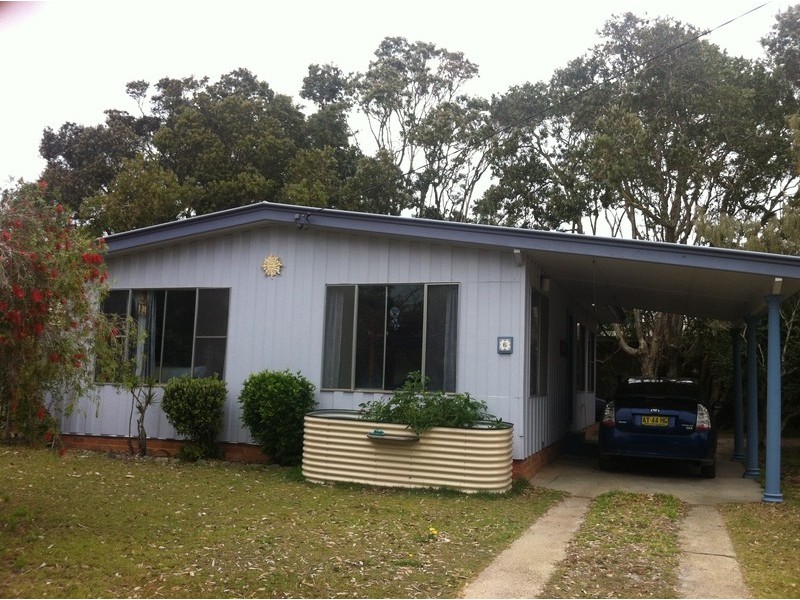 6 Dirah Street, Lake Cathie NSW 2445