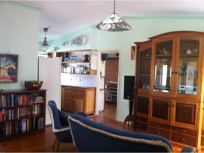 6 Dirah Street, Lake Cathie NSW 2445