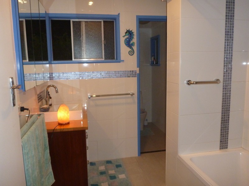 6 Dirah Street, Lake Cathie NSW 2445