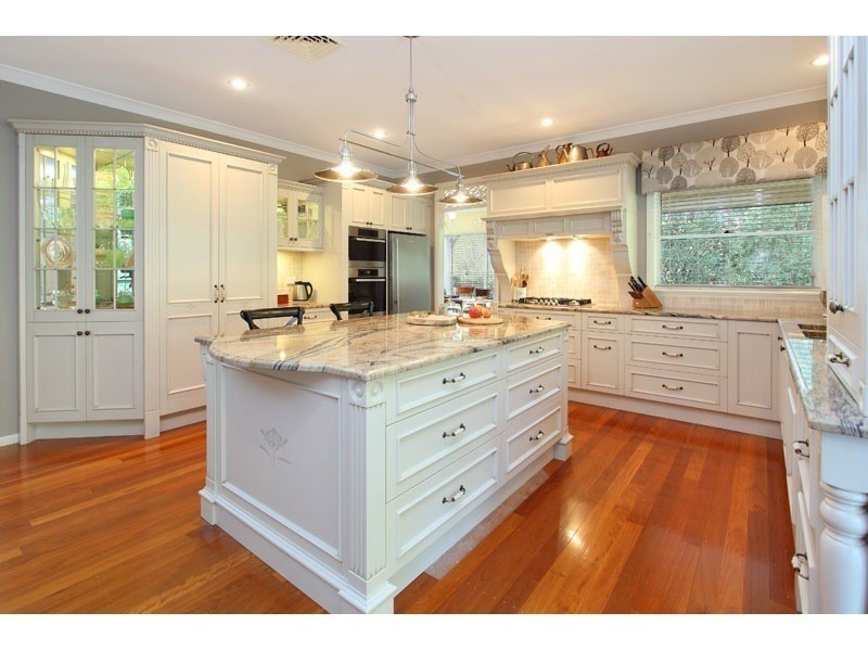 4 Bunya Lake Court, Bunya QLD 4055