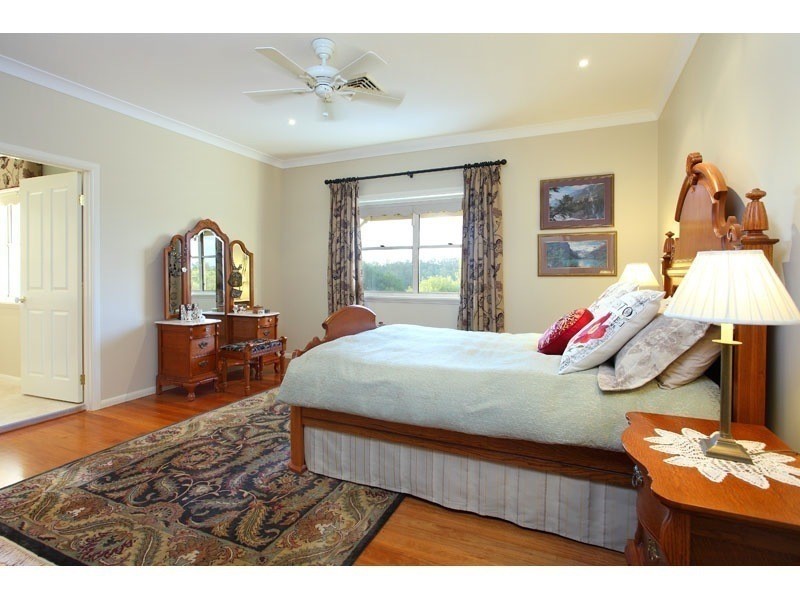 4 Bunya Lake Court, Bunya QLD 4055