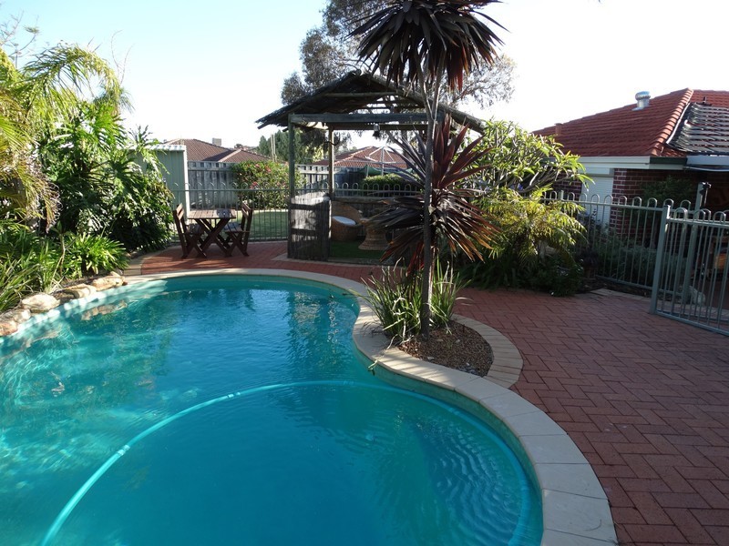 1 Leven Rise, Kinross WA 6028