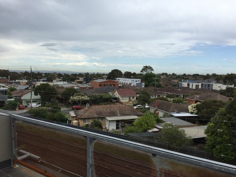 8/2-10  Teague Avenue, Mentone VIC 3194