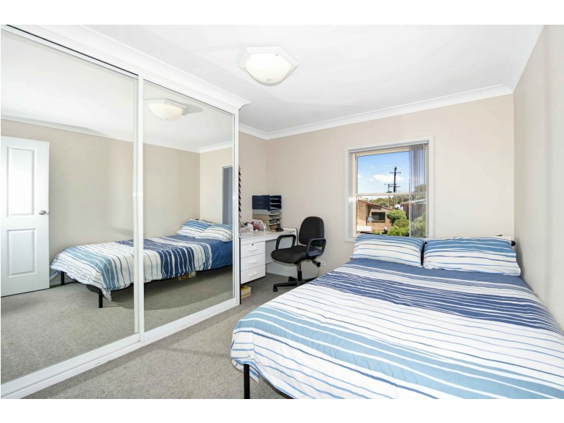 22  Park Ave, Caves Beach NSW 2281