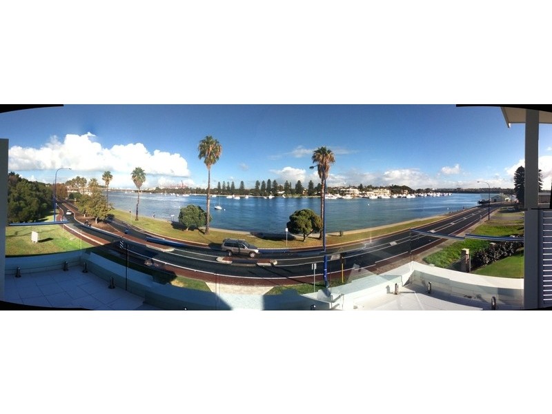 35 Riverside Rd, East Fremantle WA 6158