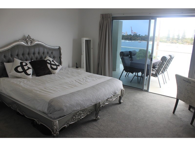 35 Riverside Rd, East Fremantle WA 6158