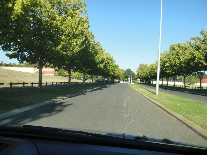 8 Skipper Place, Ballajura WA 6066