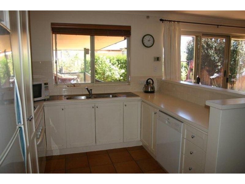 31 Justinian Street, Palmyra WA 6157