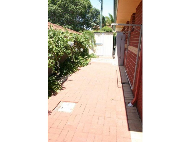 31 Justinian Street, Palmyra WA 6157