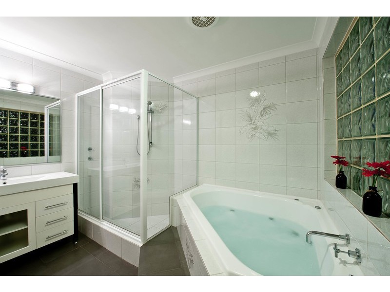 126 Oceanside Promanade, Mullaloo WA 6027