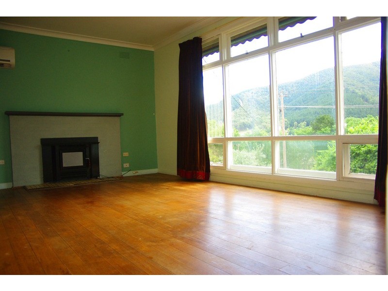 115 School Road, Wandiligong VIC 3744