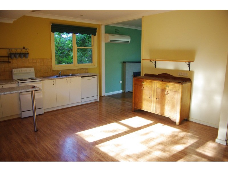 115 School Road, Wandiligong VIC 3744