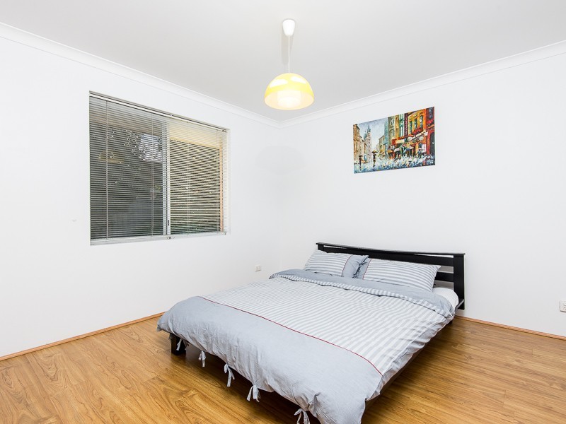 22 Keenan Way, Winthrop WA 6150