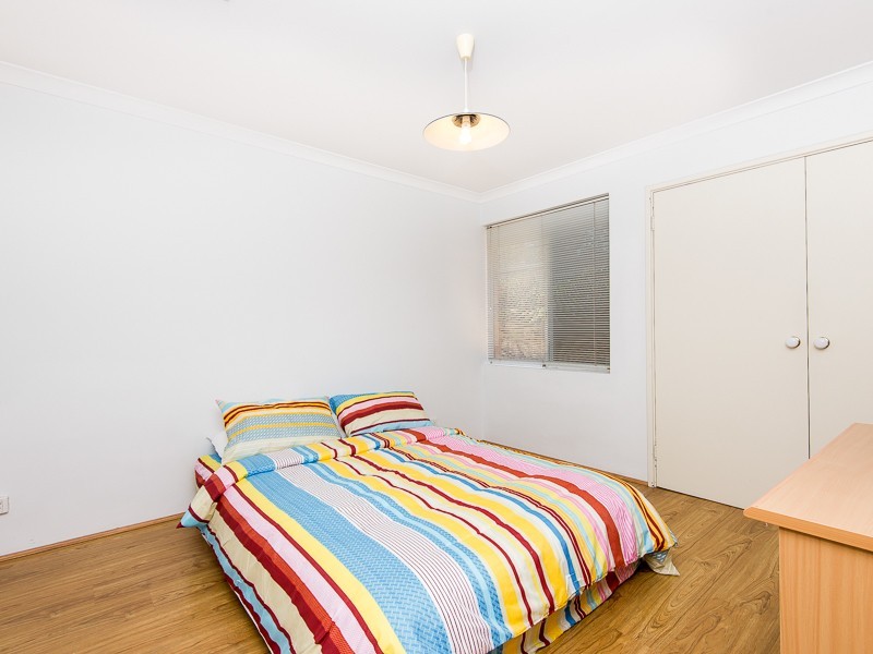 22 Keenan Way, Winthrop WA 6150