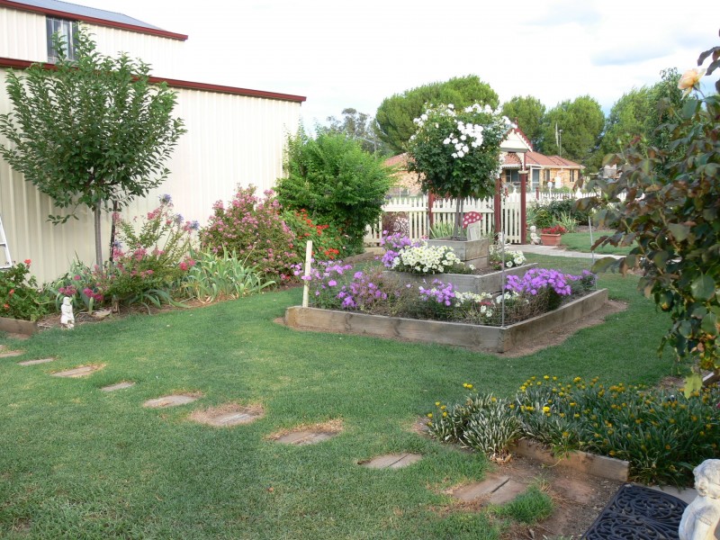 15 Willbe Street, Eugowra NSW 2806