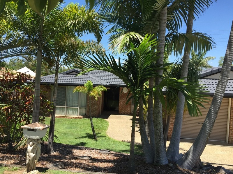 24 Hinchcliffe St, Tanah Merah QLD 4128
