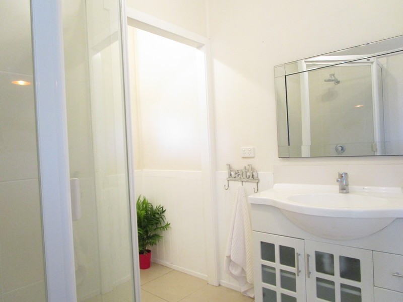 22 Tangorin St, Wynnum QLD 4178