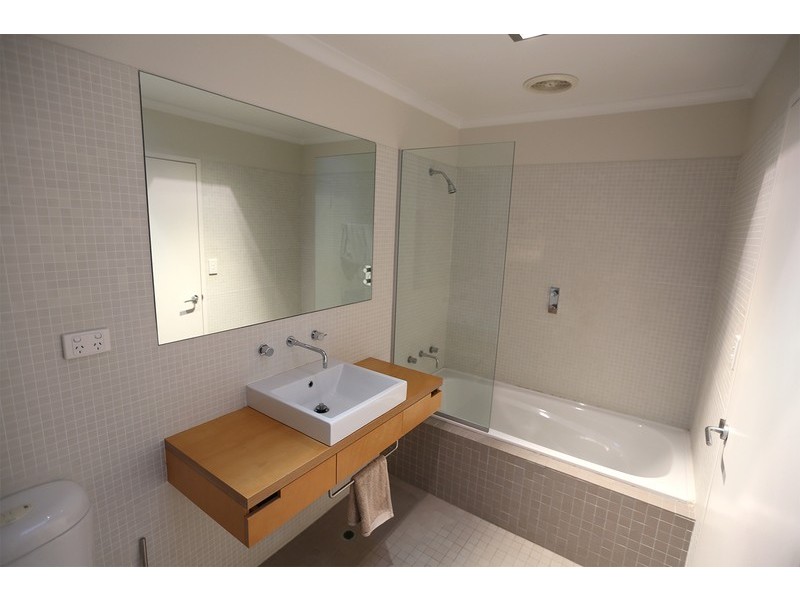 8 Peel Street, Jolimont WA 6014