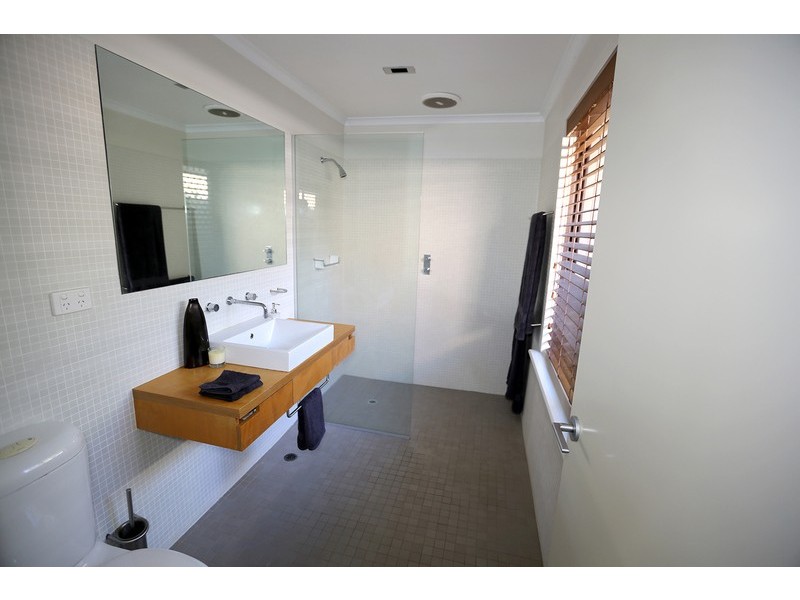 8 Peel Street, Jolimont WA 6014