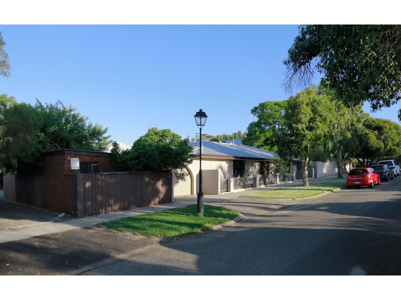 8 Peel Street, Jolimont WA 6014