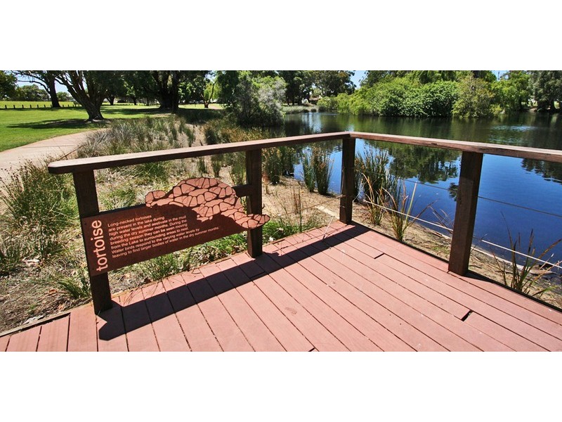 8 Peel Street, Jolimont WA 6014