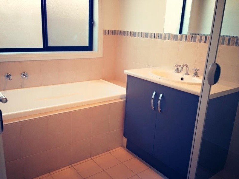 16  ENA ST, Croydon Park SA 5008